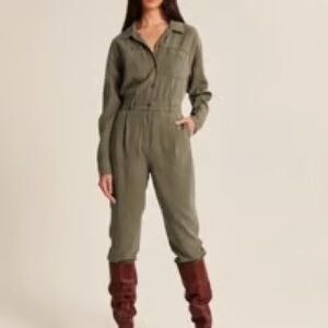 Abercrombie & Fitch Khaki Jumpsuit